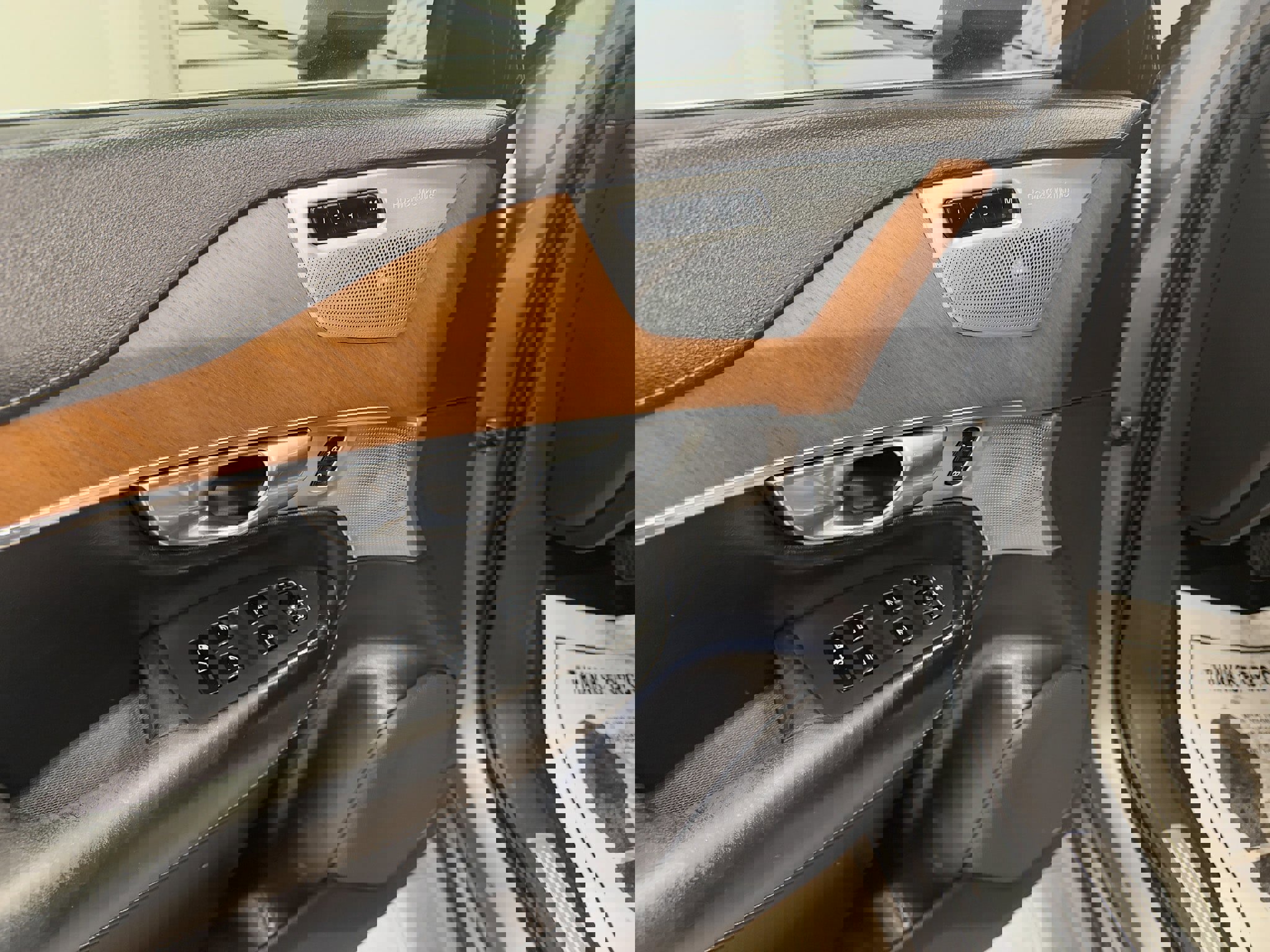 Used 2018 Volvo XC90 T6 Inscription w/ Convenience Package image 17