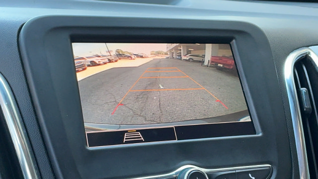 Used 2022 Chevrolet Equinox LS w/ LS Convenience Package FWD image 14
