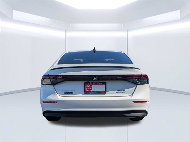 Used 2024 Honda Accord Sport image 9