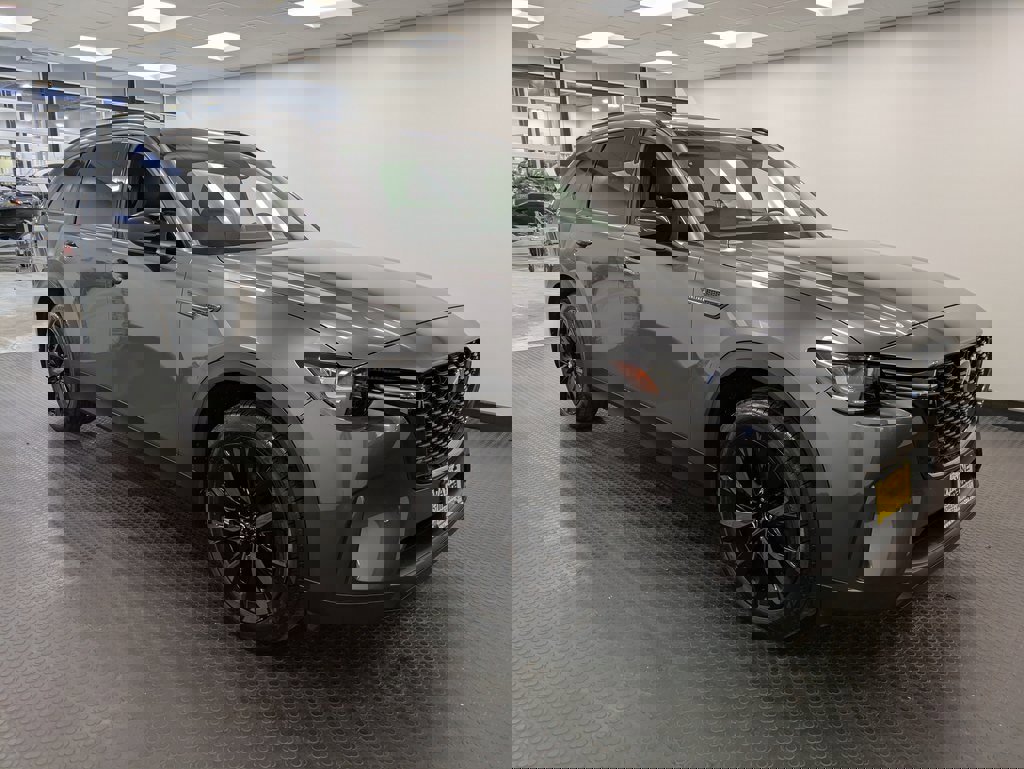 Certified 2025 MAZDA CX-90 3.3 Turbo w/ Premium Sport Pkg image 3