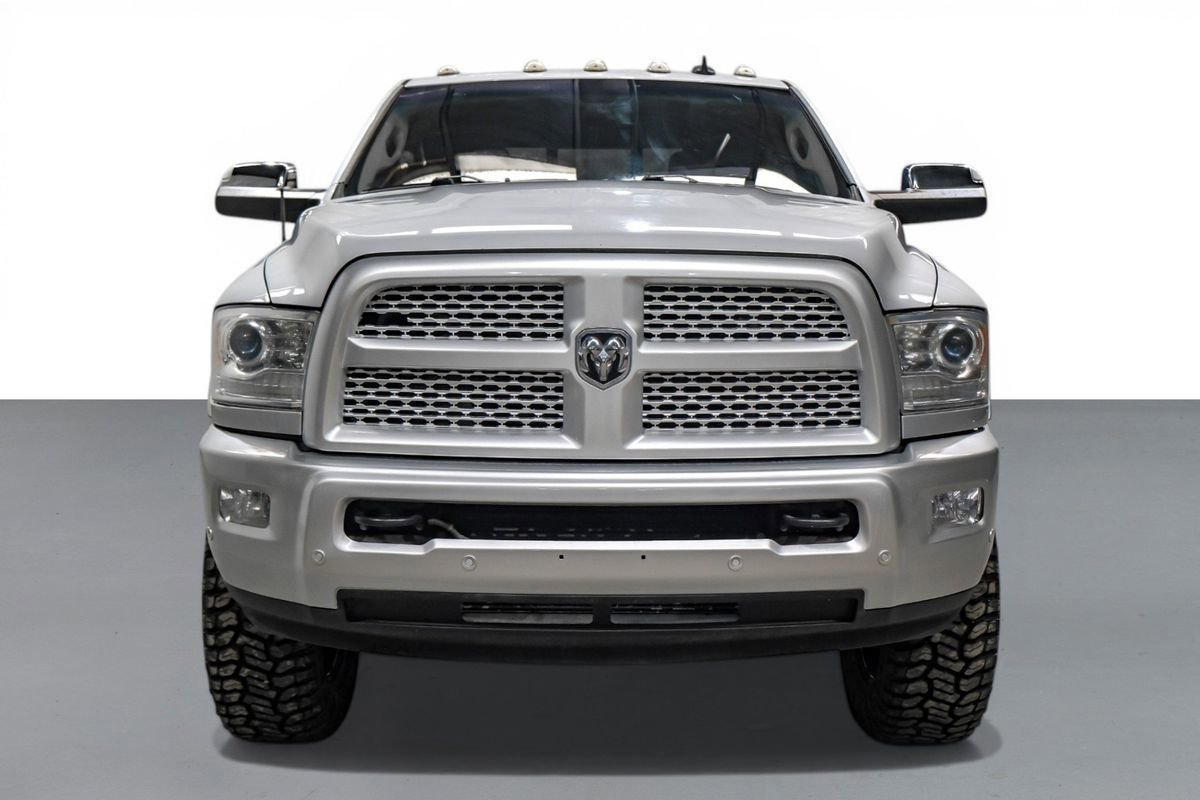 Used 2016 RAM 3500 Laramie image 3