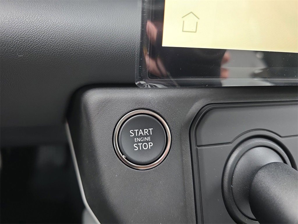 New 2026 Land Rover Defender 110 S image 27