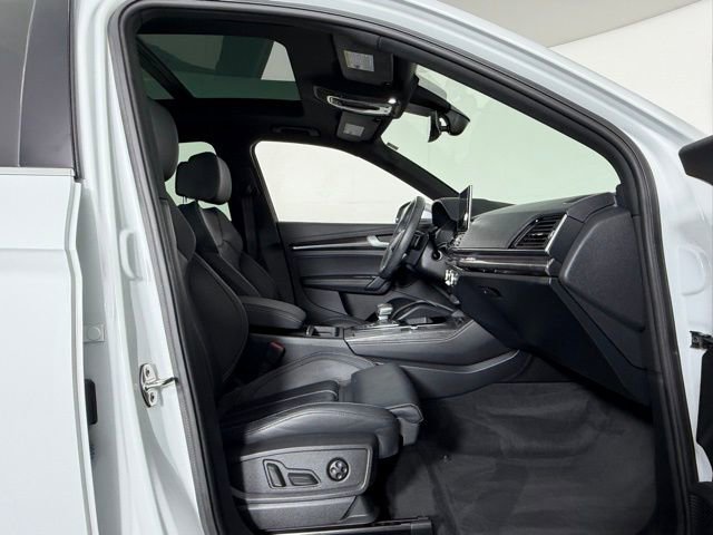 Used 2022 Audi SQ5 Prestige image 25