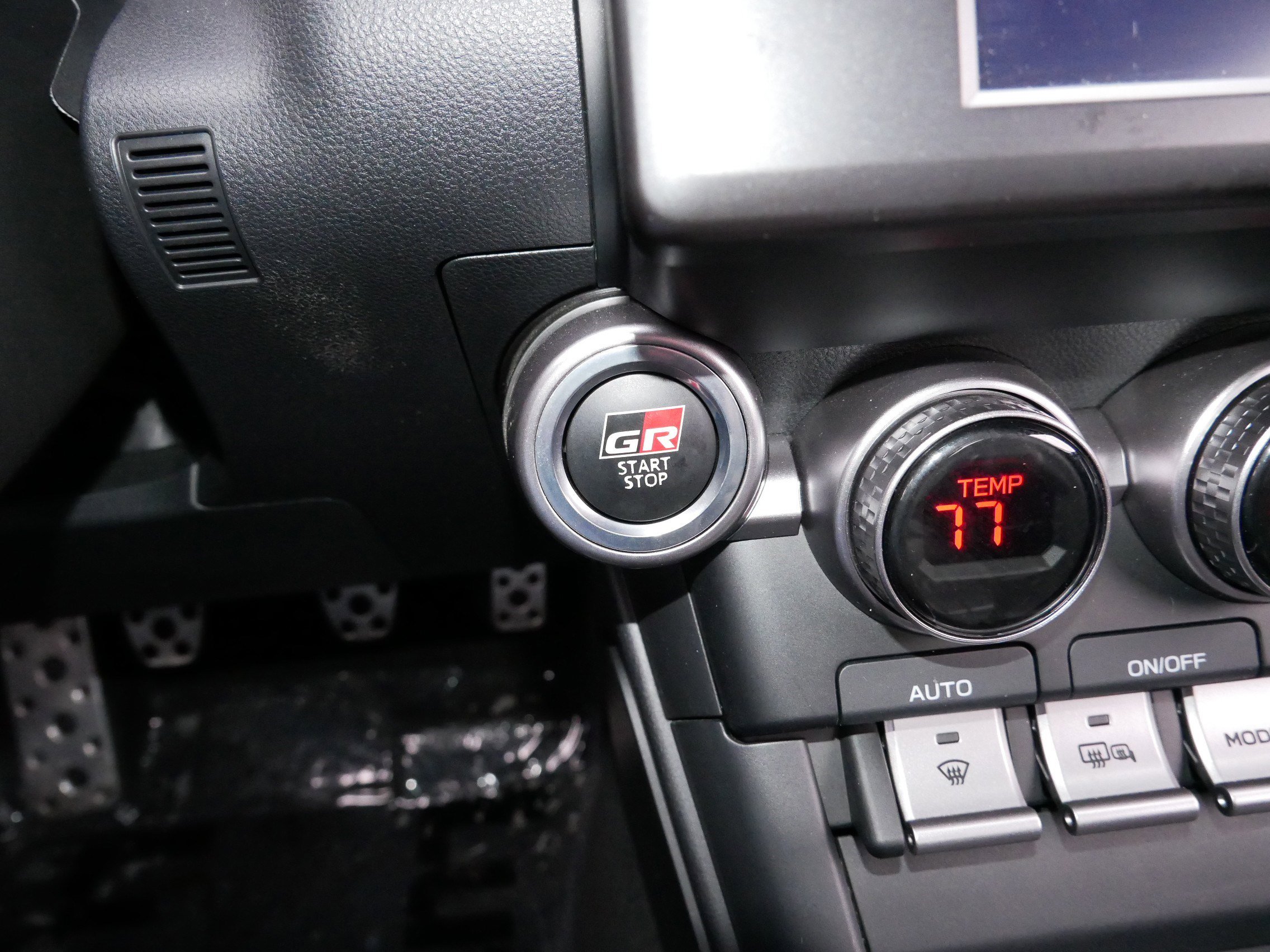 Certified 2024 Toyota GR86 Premium image 28