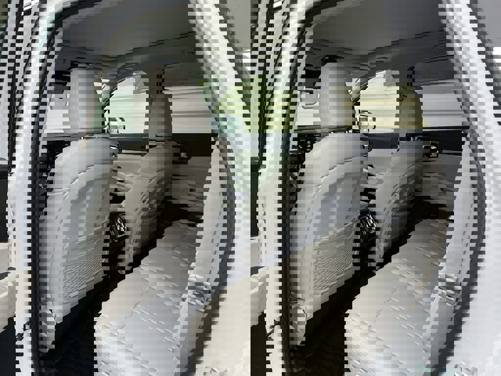 New 2026 Kia Sorento S w/ S Panoramic Sunroof Package image 12