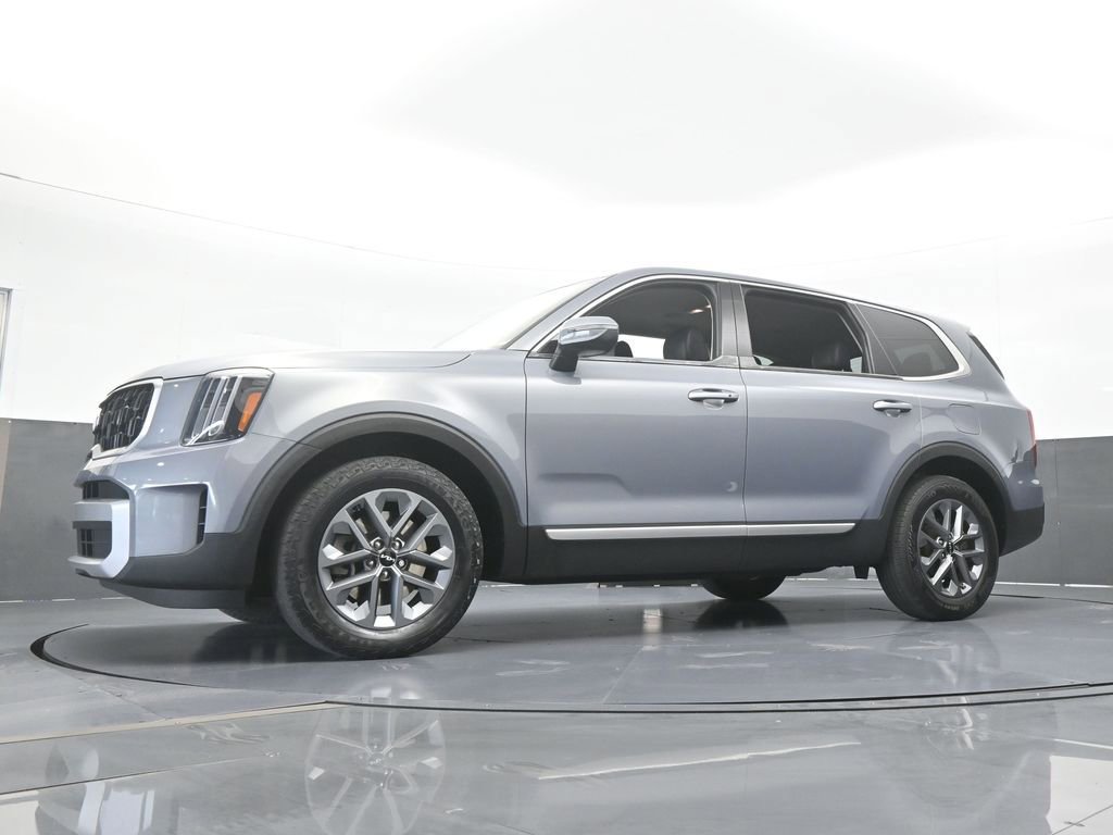 Used 2024 Kia Telluride LX FWD image 58