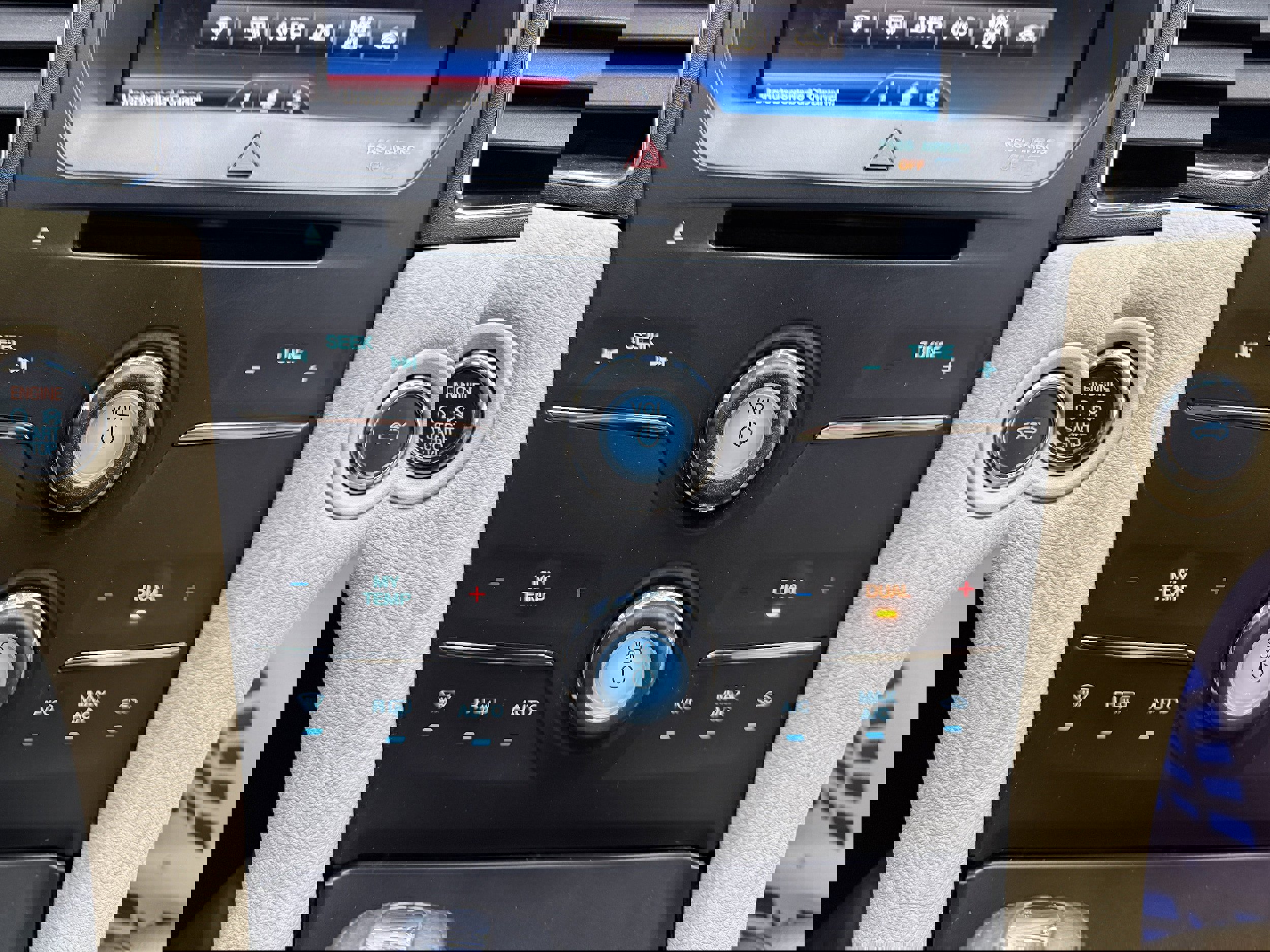 Used 2015 Ford Taurus SEL w/ Equipment Group 201A image 17