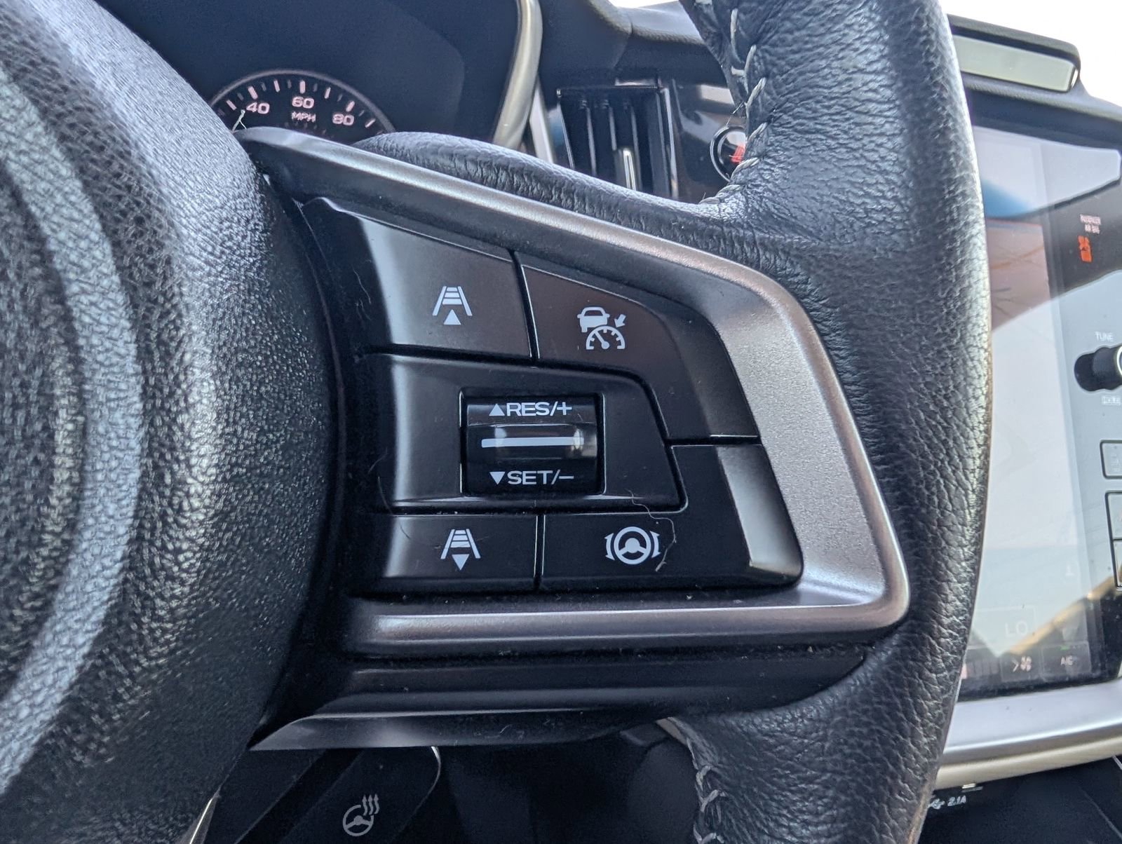 Used 2022 Subaru Outback Limited image 16