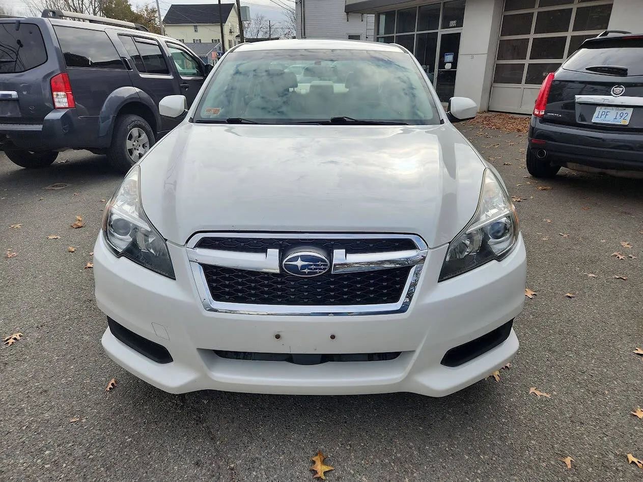 Used 2014 Subaru Legacy 2.5i Premium image 2