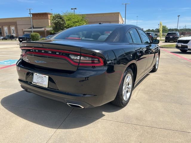 Used 2019 Dodge Charger SXT RWD image 14
