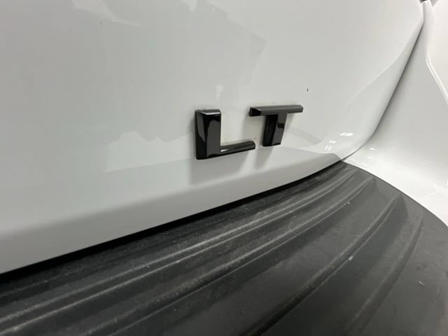 Certified 2022 Chevrolet Suburban LT w/ LT Signature Package AWD/4WD image 34