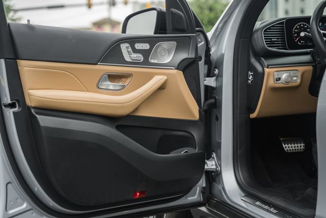 Certified 2025 Mercedes-Benz GLS 450 4MATIC image 42