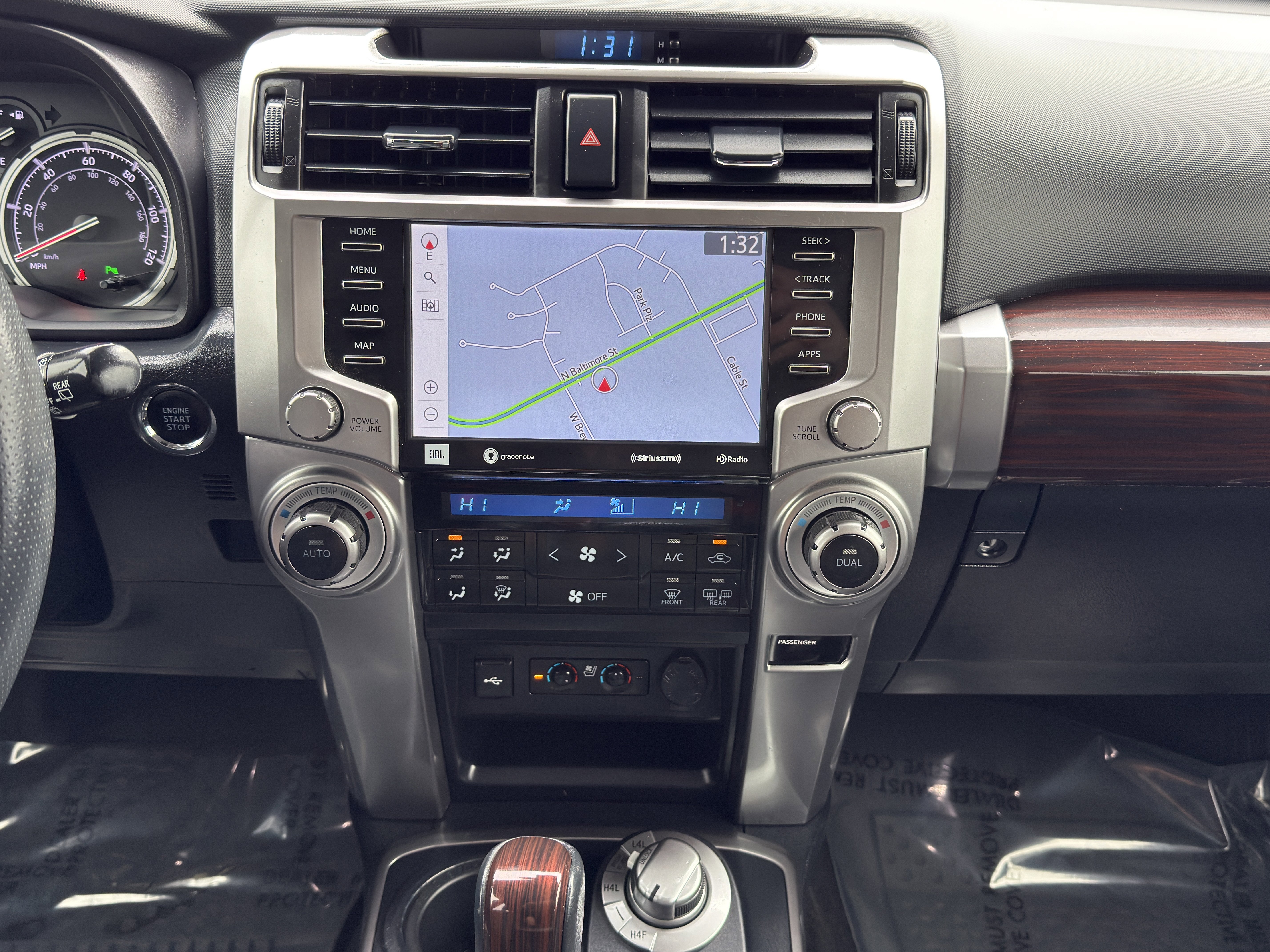 Used 2022 Toyota 4Runner Limited image 29