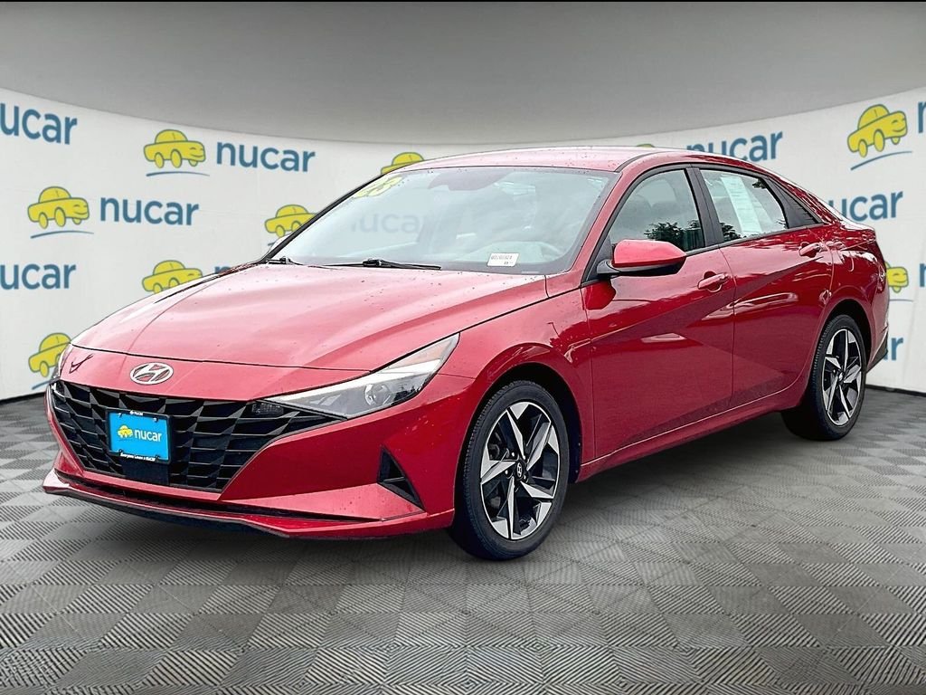 Used 2023 Hyundai Elantra SEL w/ Convenience Package FWD image 3
