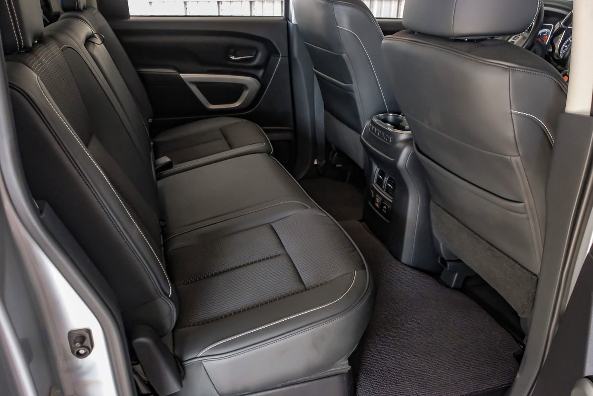 Used 2019 Nissan Titan PRO-4X image 33