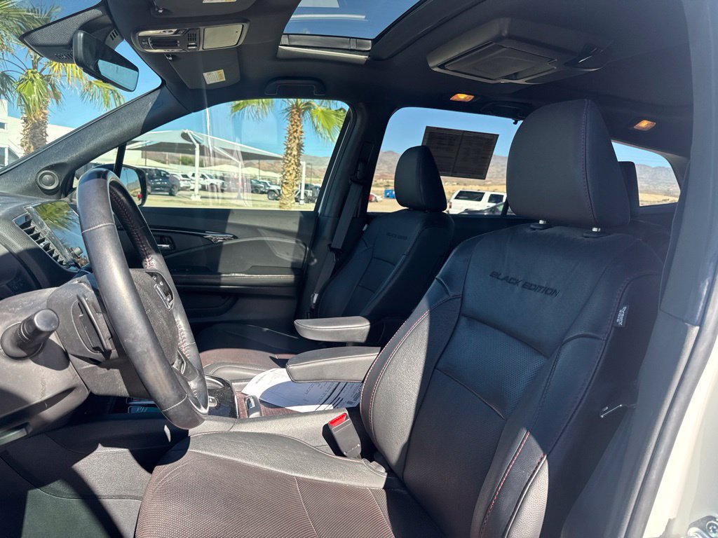 Used 2021 Honda Pilot Black Edition image 14
