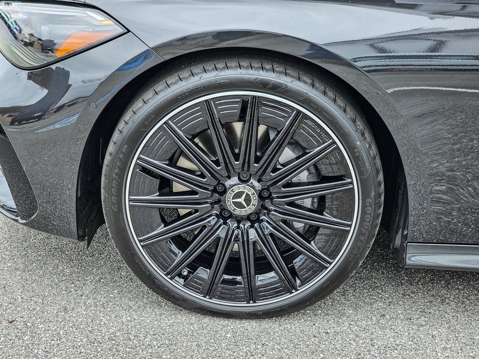 New 2026 Mercedes-Benz CLE 300 4MATIC Coupe image 11