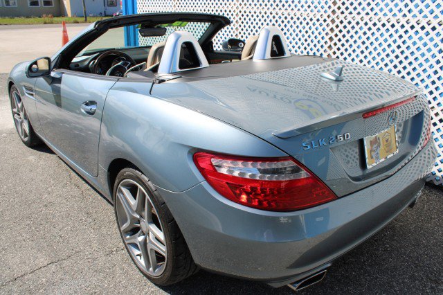 Used 2013 Mercedes-Benz SLK 250 image 11