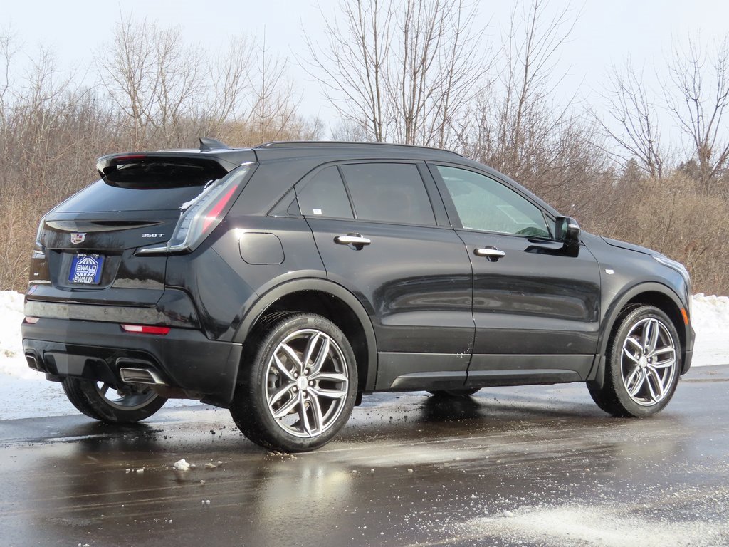Used 2023 Cadillac XT4 Sport image 3