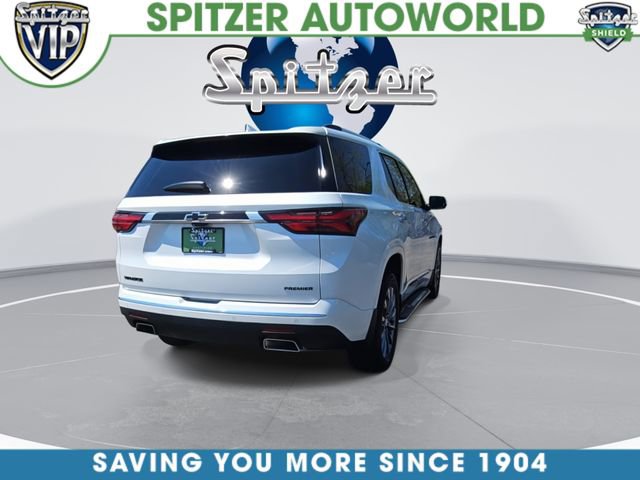 Used 2022 Chevrolet Traverse Premier FWD image 7