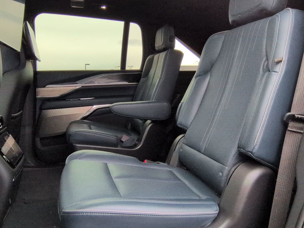 Certified 2025 Cadillac Escalade IQ Sport 2 image 31