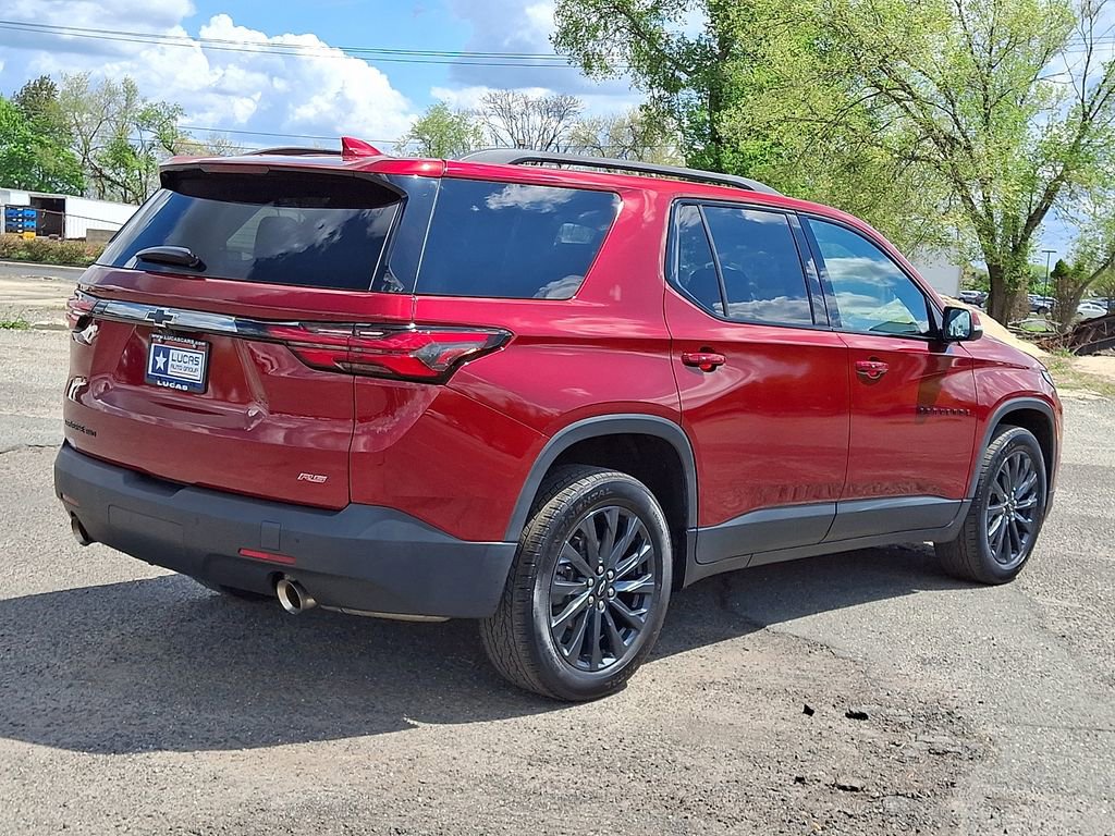 Used 2022 Chevrolet Traverse RS w/ LPO, Floor Liner Package AWD/4WD image 12