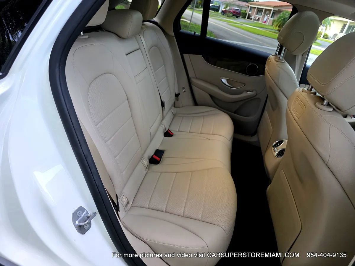 Used 2018 Mercedes-Benz GLC 300 w/ Premium Package image 36