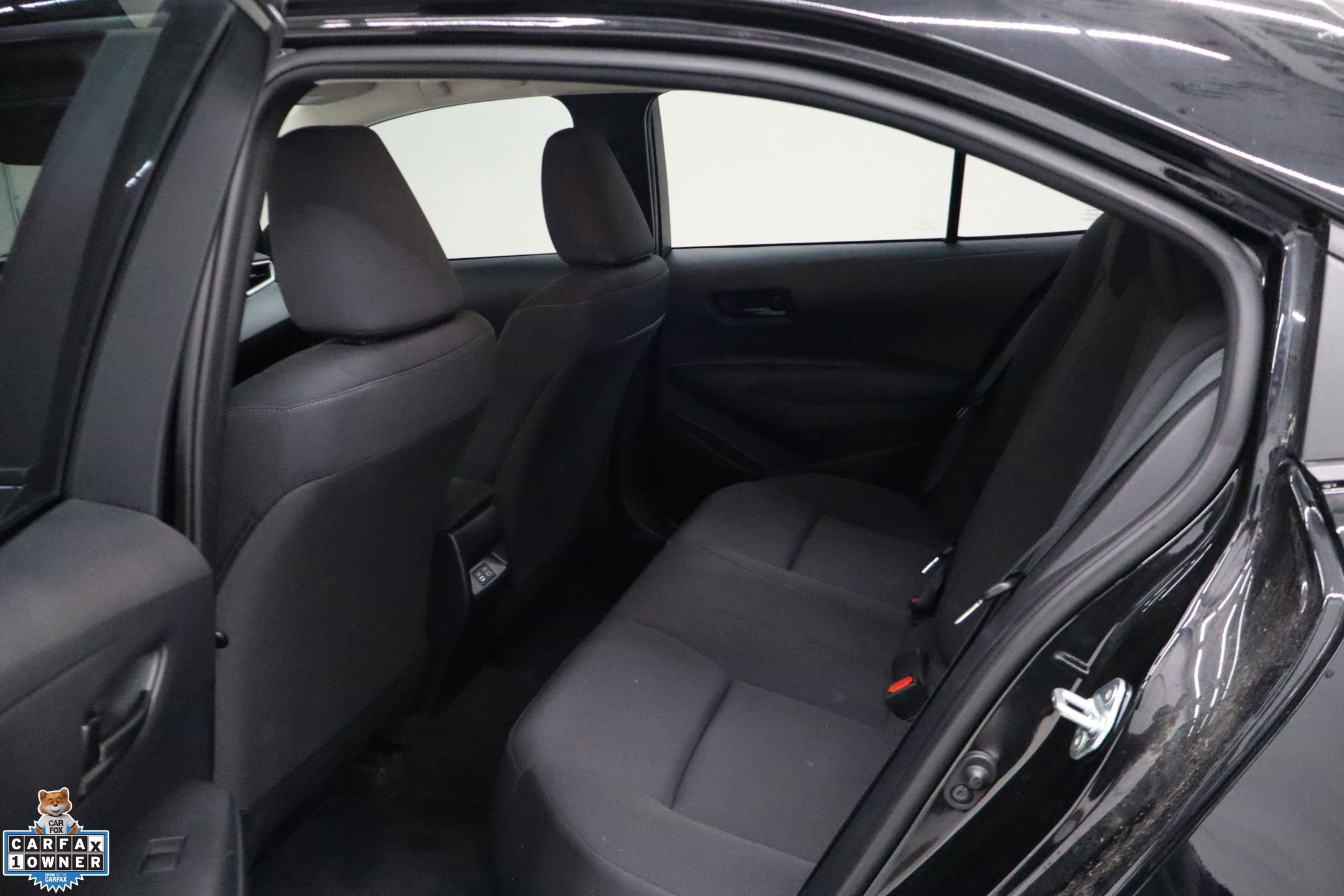 Used 2023 Toyota Corolla LE FWD image 27