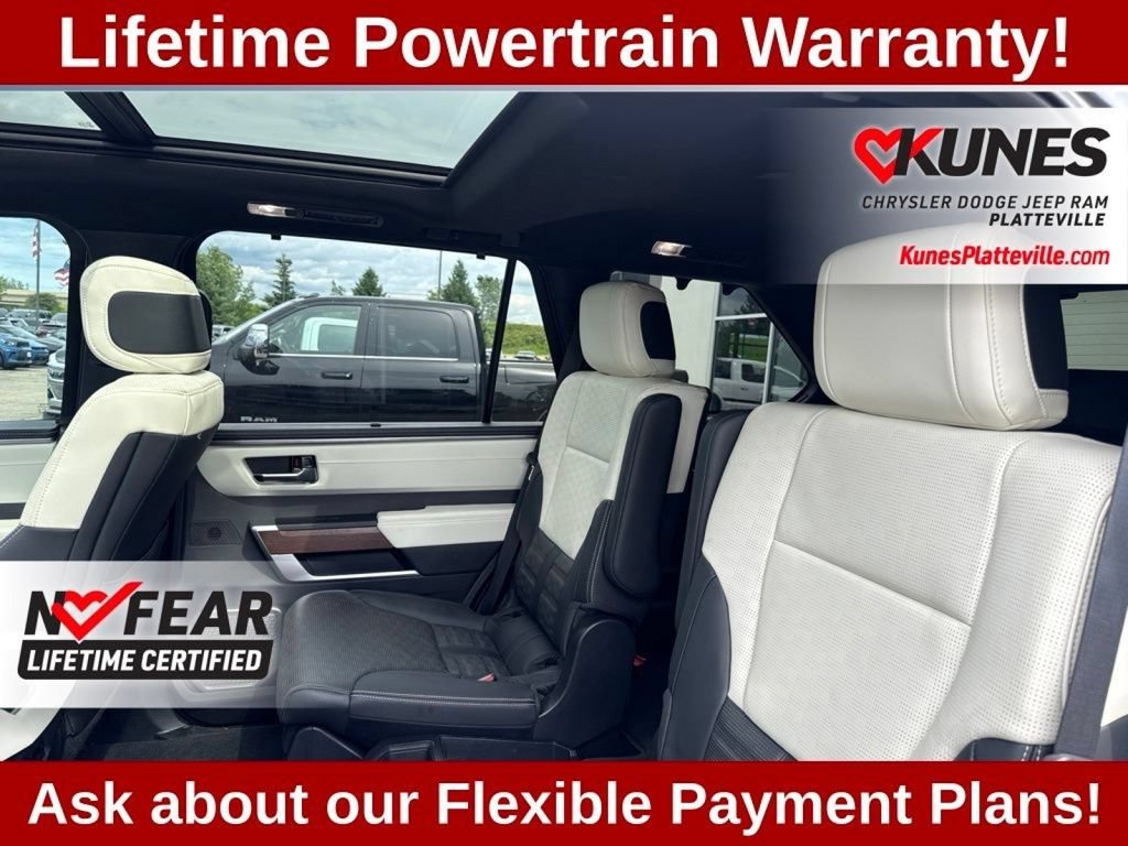 Used 2024 Toyota Sequoia Capstone AWD/4WD image 19