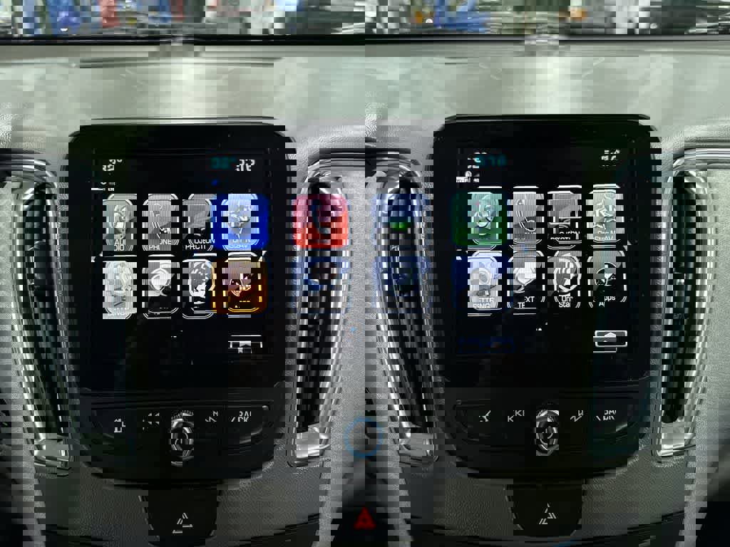 Used 2018 Chevrolet Malibu LT image 20