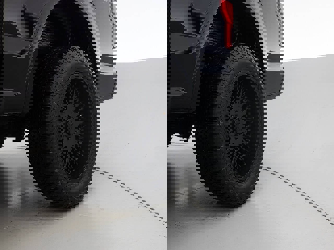 Used 2018 Ford F150 Lariat w/ Equipment Group 502A Luxury image 20