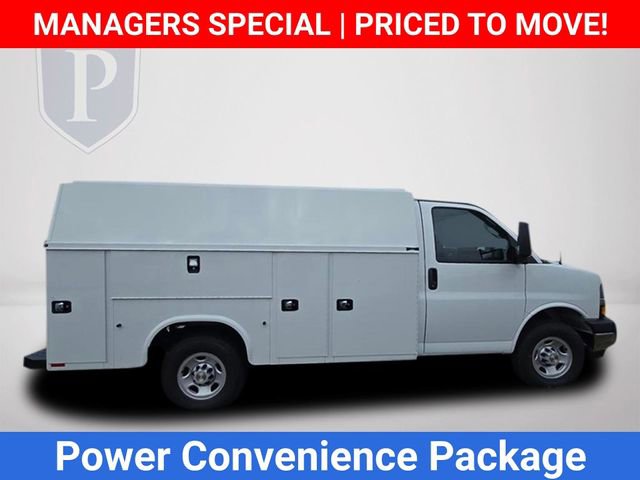 New 2025 Chevrolet Express 3500 w/ Power Convenience Package RWD image 4