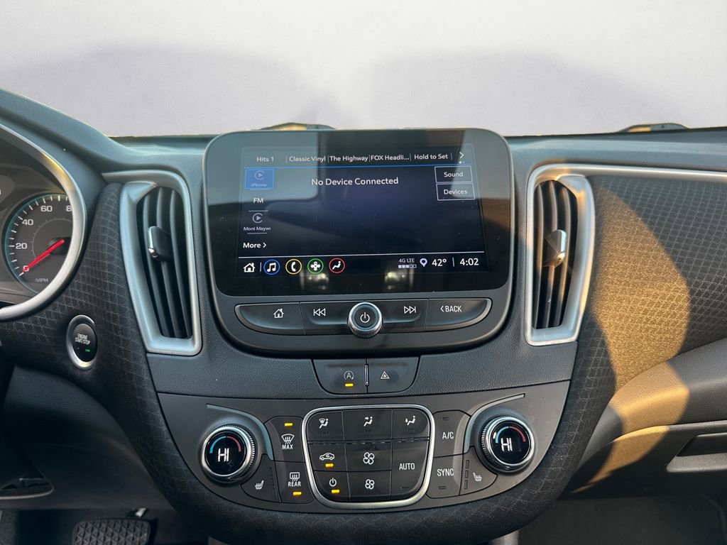 Used 2024 Chevrolet Malibu LT image 17