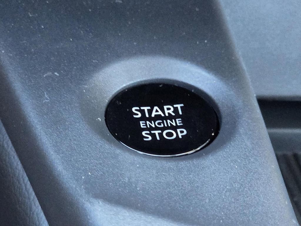 New 2026 Nissan Sentra SR w/ Floor Mat Package FWD image 17