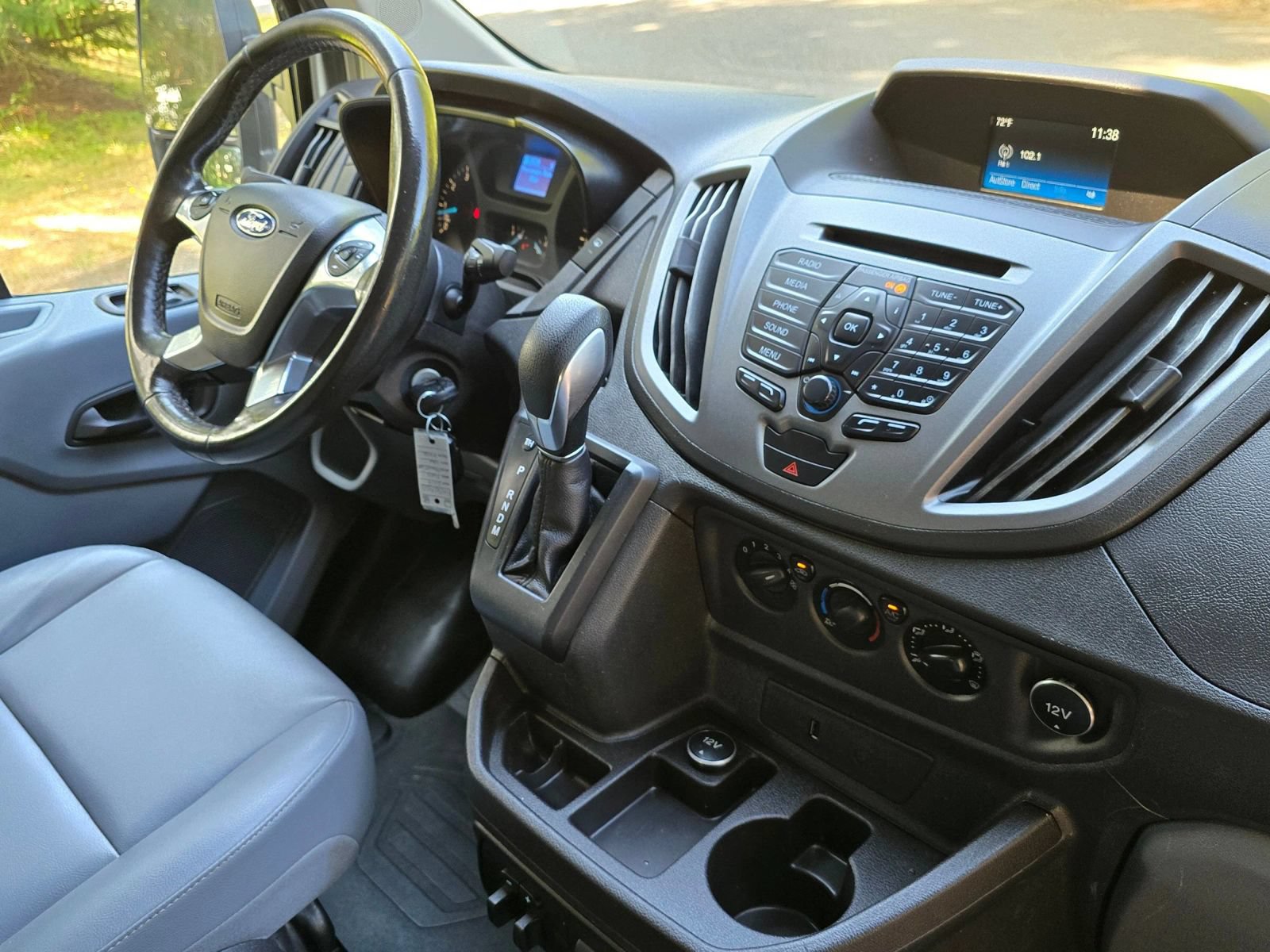 Used 2017 Ford Transit 250 130 Low Roof RWD image 13