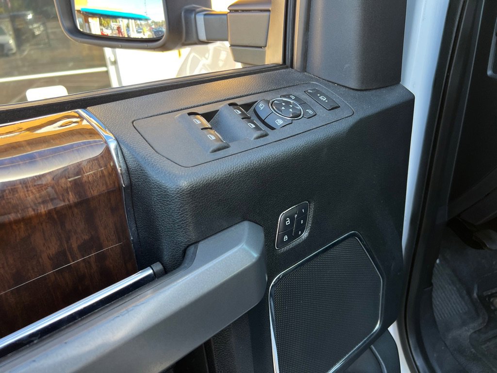 Used 2017 Ford F350 Platinum w/ Platinum Ultimate Package image 31