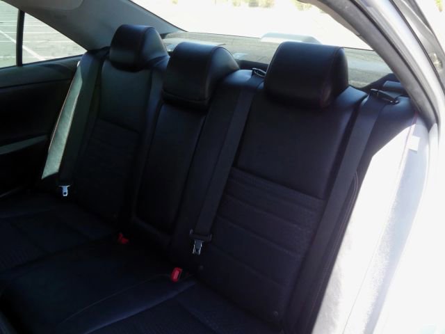 Used 2015 Toyota Camry SE image 19