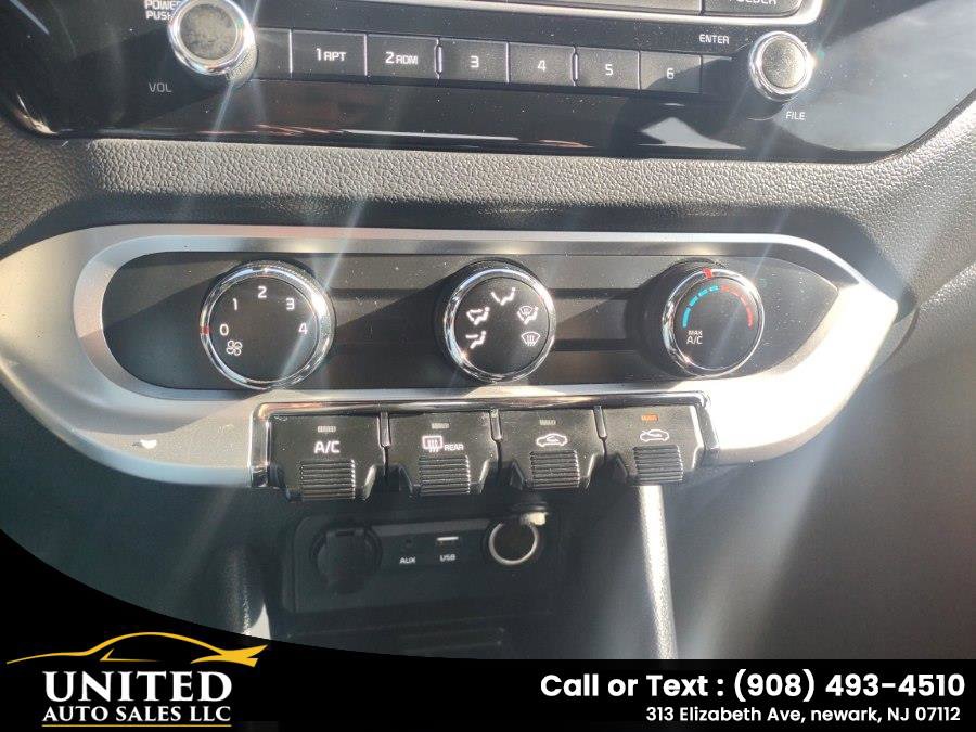 Used 2016 Kia Rio LX FWD image 16
