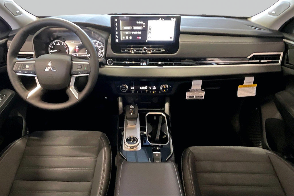 New 2026 Mitsubishi Outlander SE FWD image 5