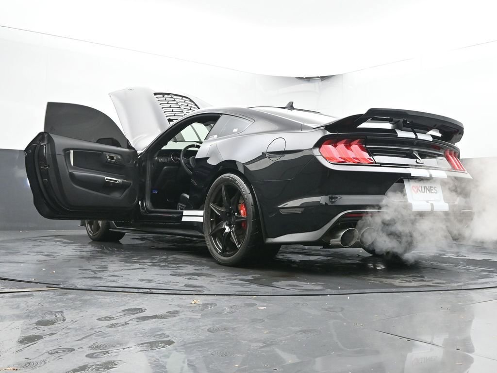 Used 2020 Ford Mustang Shelby GT500 w/ Technology Package image 74
