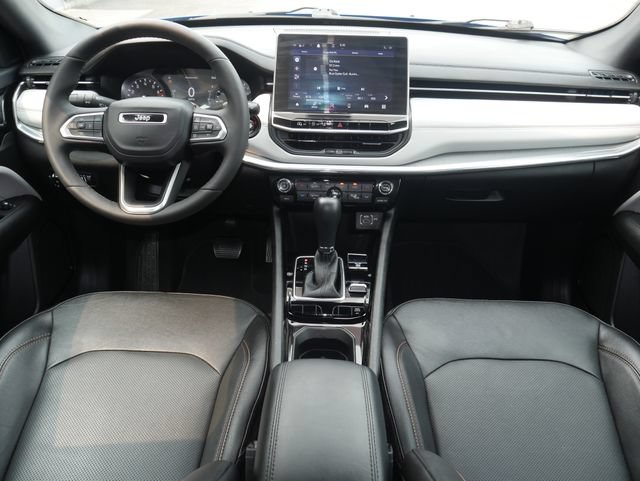 Used 2023 Jeep Compass Limited AWD/4WD image 6