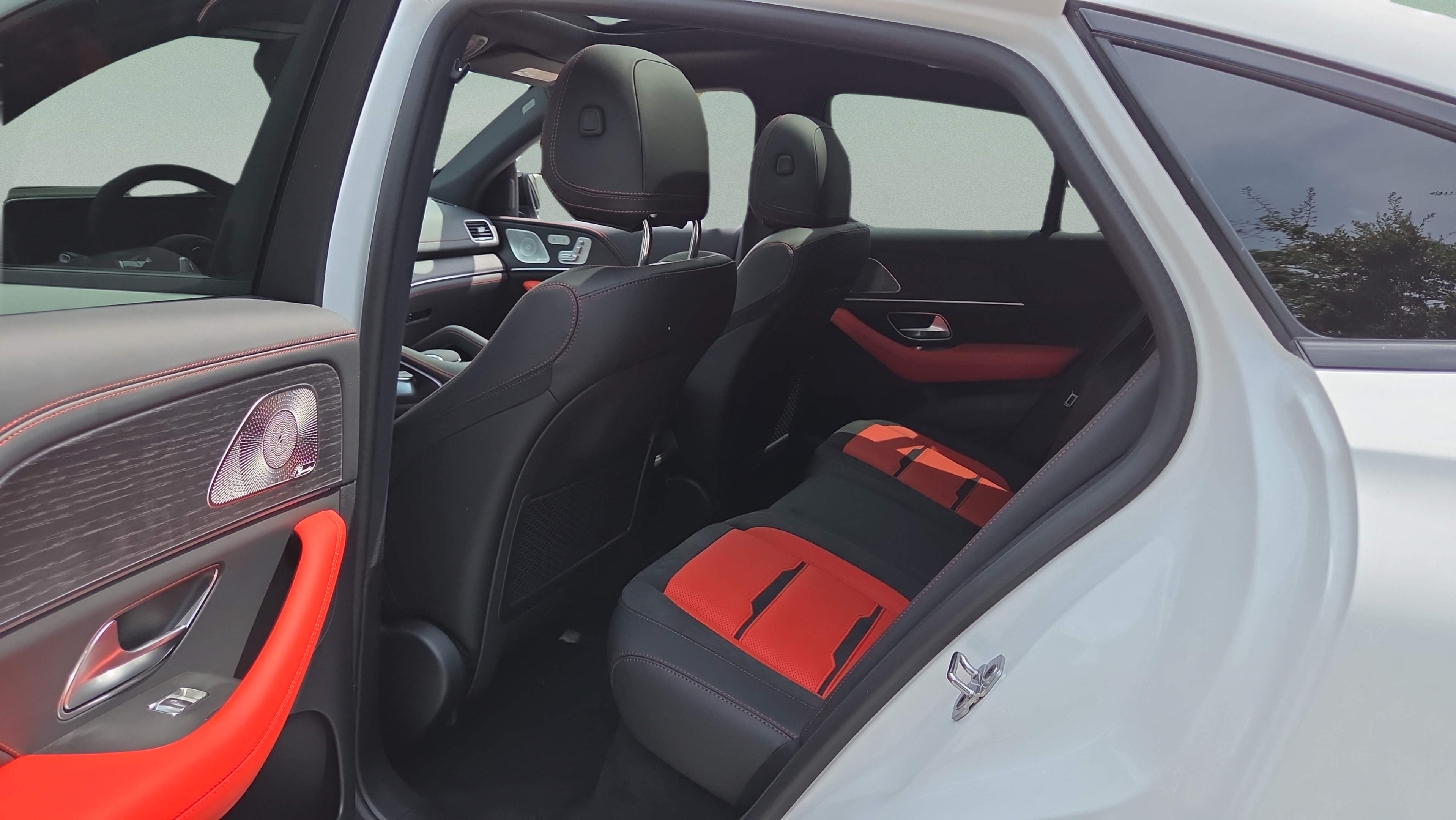 New 2026 Mercedes-Benz GLE 53 AMG 4MATIC Coupe image 10
