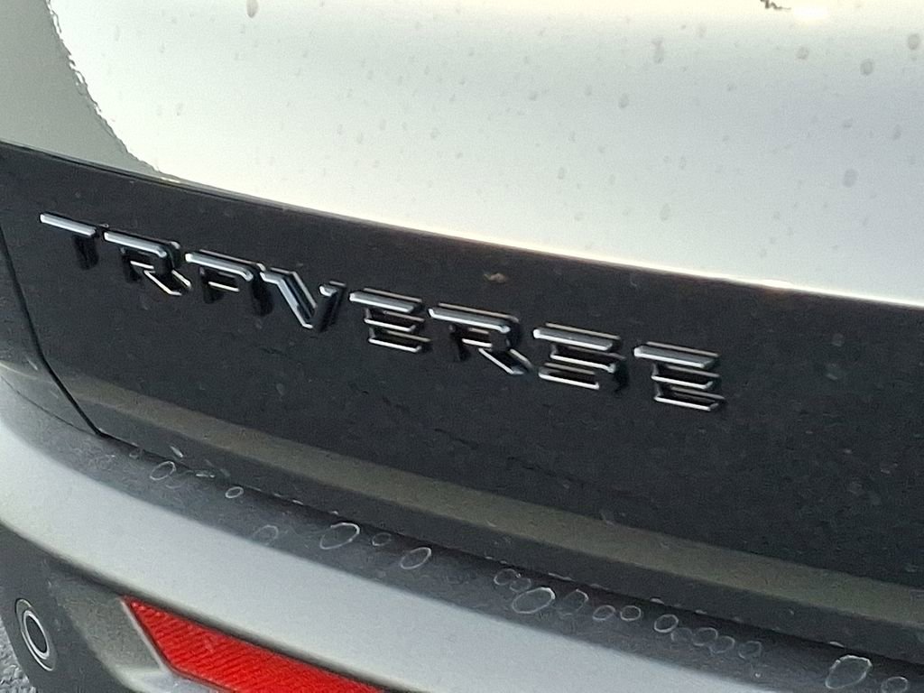 New 2026 Chevrolet Traverse LT w/ Midnight/Sport Edition image 11