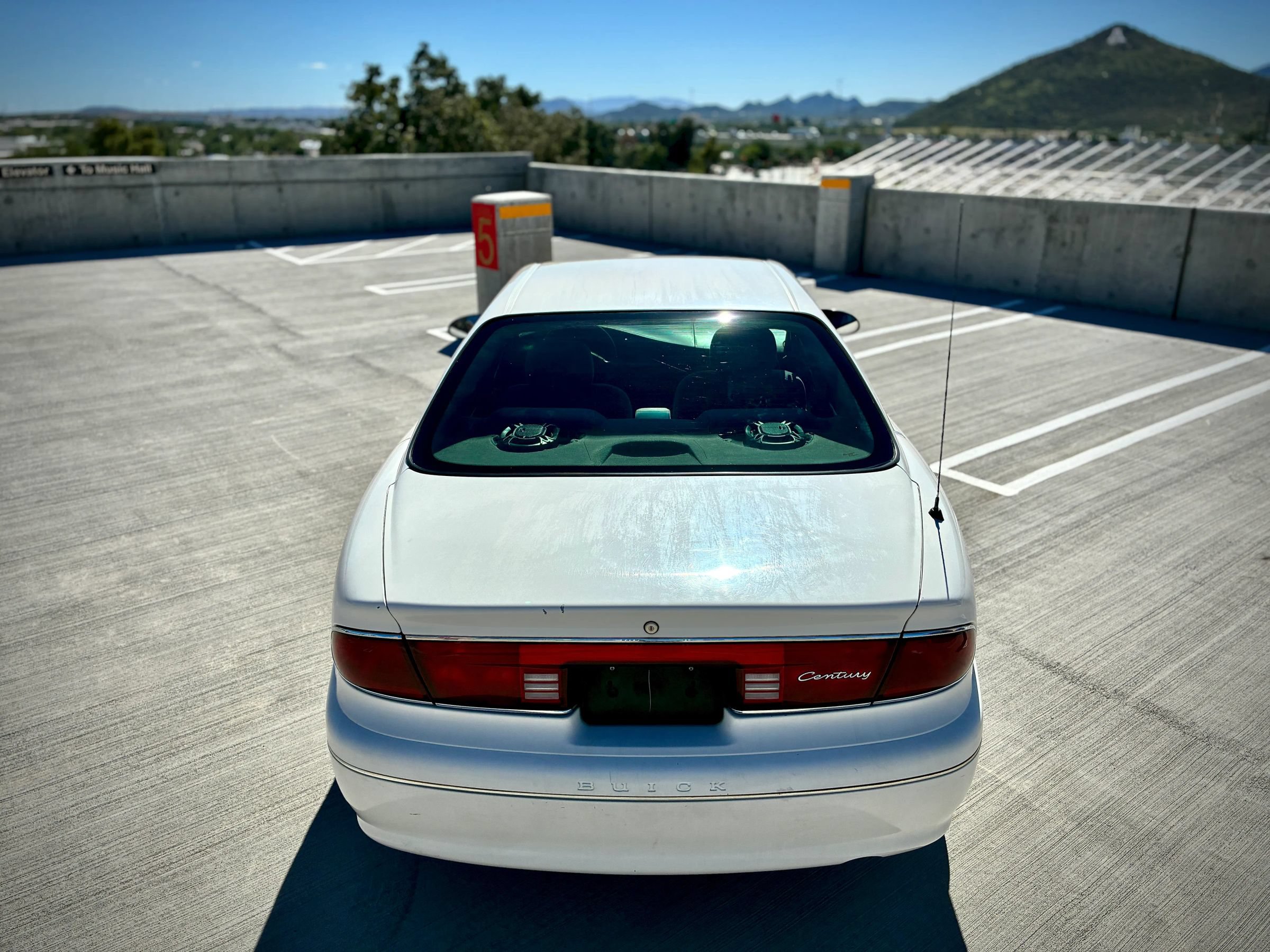 Used 2003 Buick Century Custom FWD image 9