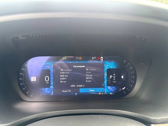 Used 2025 Volvo V60 B5 Cross Country Plus AWD/4WD image 11