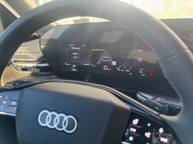 Certified 2025 Audi Q5 Premium AWD/4WD image 13