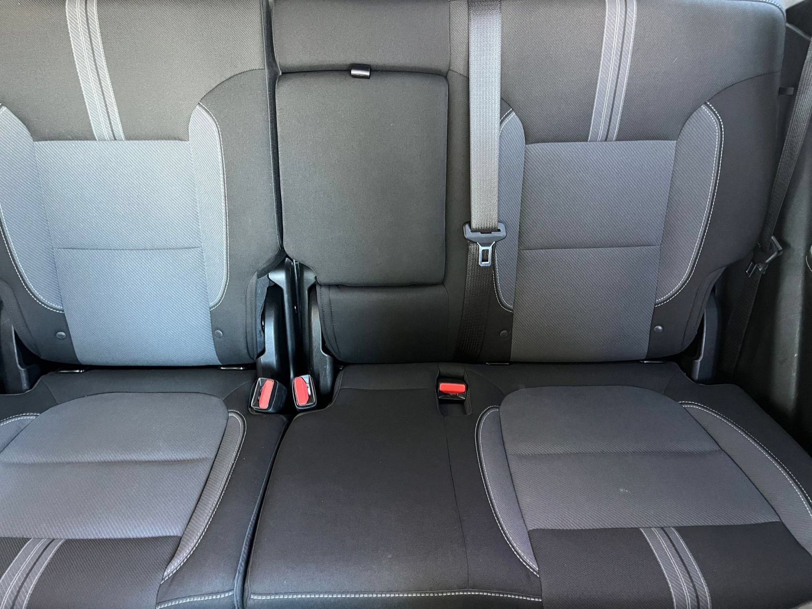 Used 2025 Chevrolet Blazer LT FWD image 43