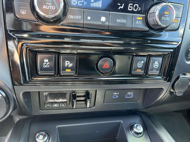 Used 2024 Nissan Titan PRO-4X w/ Pro-4x Convenience Package AWD/4WD image 33