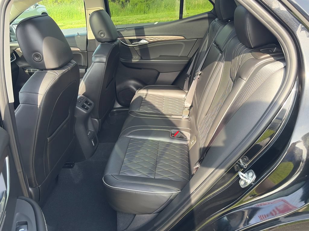 Certified 2023 Buick Envision Avenir AWD/4WD image 30