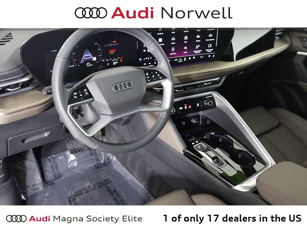 Certified 2025 Audi Q5 Premium Plus w/ Premium Plus AWD/4WD image 2